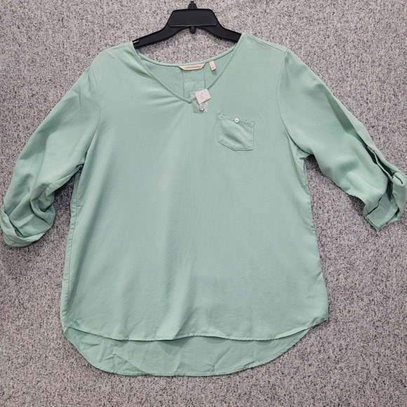 Soft Surroundings Tops - Soft Surroundings Women's‎ Sage Green V-Neck Blouse Pocket Top Size L